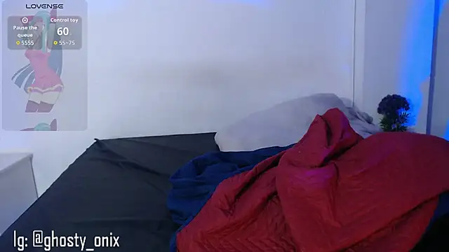 onixandghosty1 online show from June 27, 6:47 pm