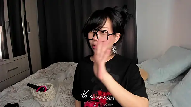  molly molly molly  online show from October 9, 12:09 pm