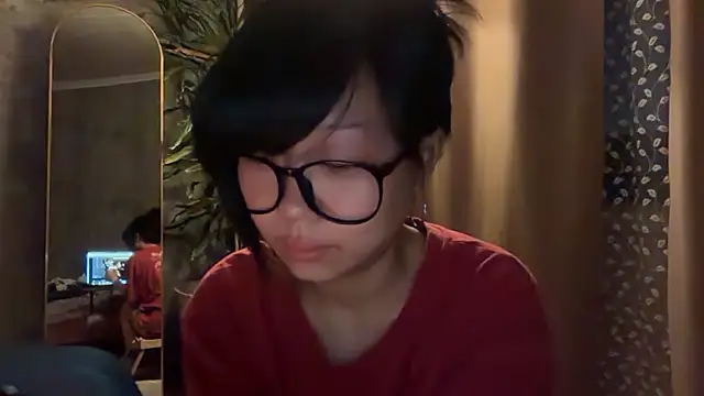  molly molly molly  online show from March 18, 4:56 pm