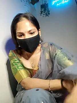 Snapshot of TheSassyGirl7 chatting on September 13, 5:43 pm TheSassyGirl7 online show from September 13, 5:43 pm