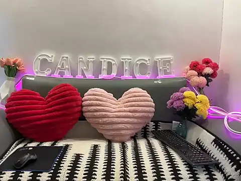 candiceempire online show from February 1, 11:36 pm