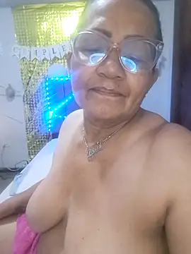 Vickysweeeettt online show from July 21, 2:34 am