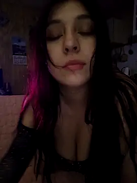 caronicole77 online show from October 30, 1:30 am