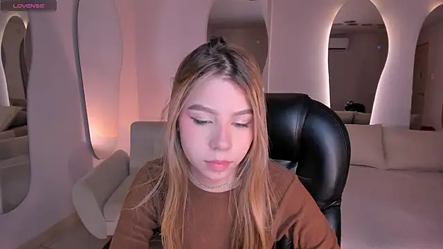 TiffannySins online show from August 1, 5:42 am