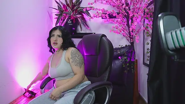 sari belle online show from May 2, 4:05 am