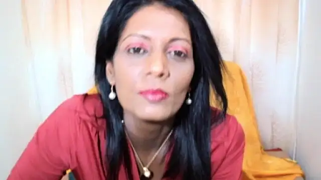 Snapshot of Indianpeaches chatting on October 10, 6:29 am Indianpeaches online show from October 10, 6:29 am