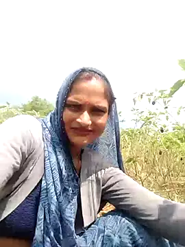 Snapshot of Sapna9685 chatting on September 28, 7:25 am Sapna9685 online show from September 28, 7:25 am