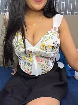 Riya-6969 online show from July 28, 2:24 pm