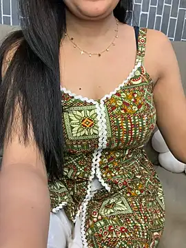 Riya-6969 online show from May 23, 5:22 pm