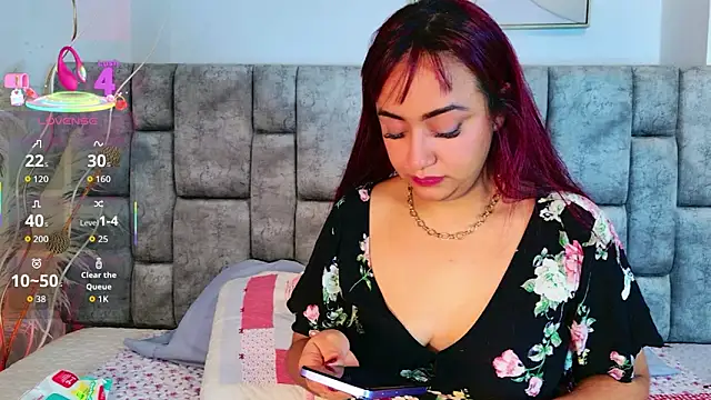 DaniniAnderson online show from January 8, 4:05 am