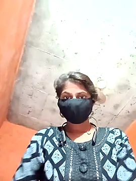 Snapshot of Jyoti_thakurr chatting on September 26, 6:38 pm Jyoti thakurr online show from September 26, 6:38 pm