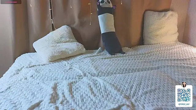 SakuraVelvet online show from February 5, 7:06 pm