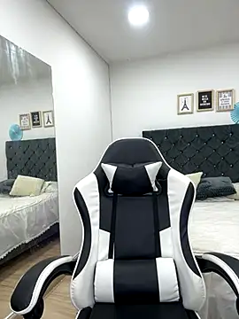 Alma Stevenson online show from October 20, 1:36 pm