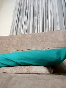 Marian Zeller online show from December 16, 9:15 am