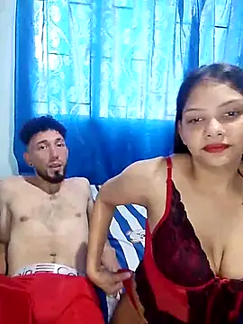 LunaAndOrion online show from September 8, 6:51 pm