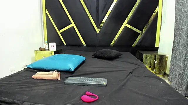 agatha fit online show from July 28, 4:39 pm