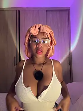 Sweet-Jade online show from May 1, 8:50 am