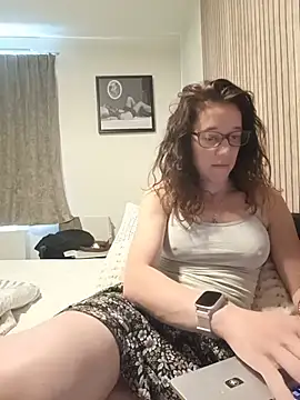 JezebelDutch online show from June 16, 10:49 am