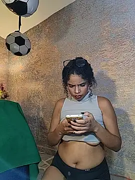 SheyLopez online show from June 17, 3:41 am