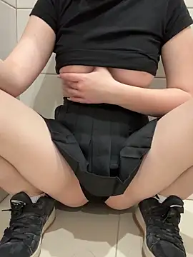 Cumonmme online show from October 9, 11:20 pm