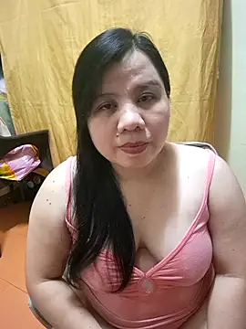 Snapshot of hotlyn45 chatting on September 17, 9:18 am hotlyn45 online show from September 17, 9:18 am