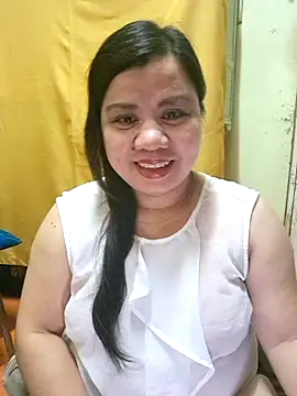 Snapshot of hotlyn45 chatting on October 19, 4:31 pm hotlyn45 online show from October 19, 4:31 pm