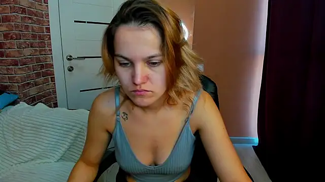 Snapshot of Hot___Jess chatting on September 27, 3:25 am Hot Jess online show from September 27, 3:25 am