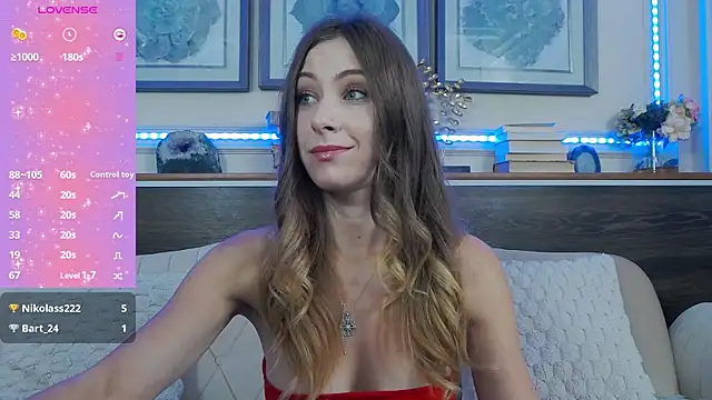 MuseDollX online show from October 11, 8:22 pm