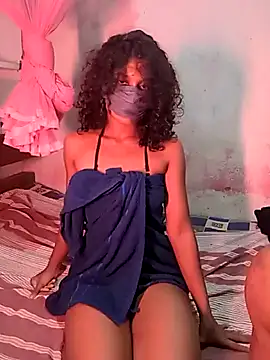 LarkingNewel online show from March 11, 11:47 am