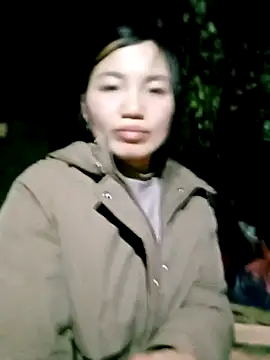 ngan-cute online show from March 13, 11:50 pm