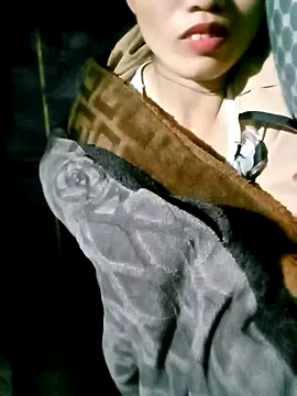 ngan-cute online show from November 6, 8:31 am