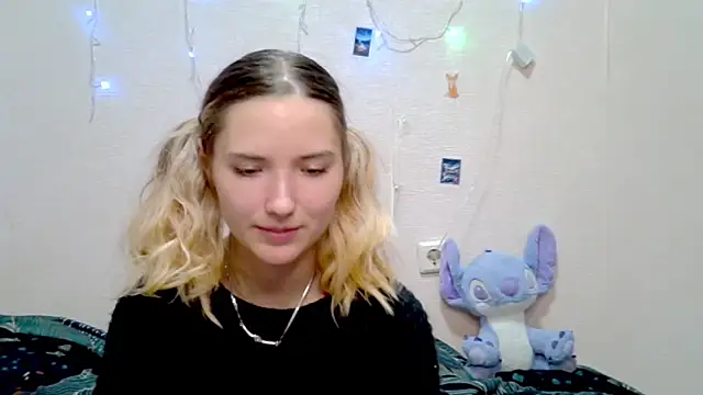 Snapshot of _kikiclark__ chatting on September 24, 8:52 pm kikiclark online show from September 24, 8:52 pm