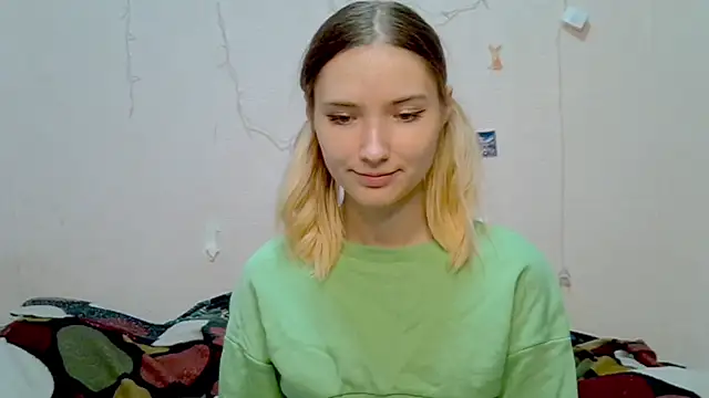 Snapshot of _kikiclark__ chatting on September 28, 8:47 pm kikiclark online show from September 28, 8:47 pm