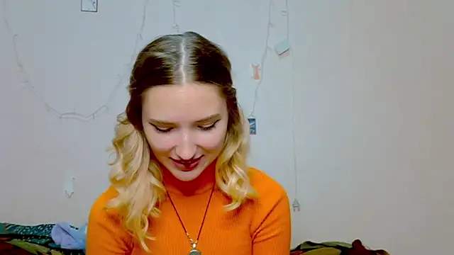 Snapshot of _kikiclark__ chatting on October 2, 8:47 pm kikiclark online show from October 2, 8:47 pm