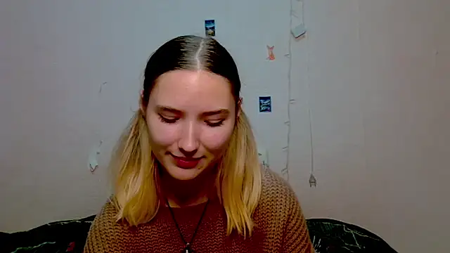 Snapshot of _kikiclark__ chatting on October 8, 8:13 pm kikiclark online show from October 8, 8:13 pm