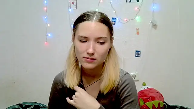Snapshot of _kikiclark__ chatting on September 20, 8:40 pm kikiclark online show from September 20, 8:40 pm
