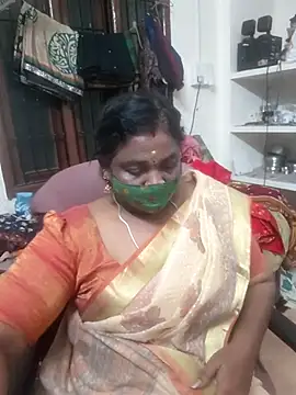 Snapshot of Tamil_Kavitha10 chatting on October 21, 6:34 pm Tamil Kavitha10 online show from October 21, 6:34 pm