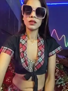 royeoy22 online show from March 9, 11:46 am