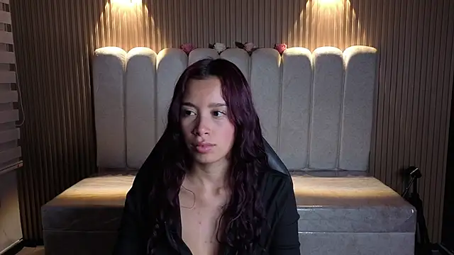  Mia Evans 1 online show from July 9, 7:38 pm