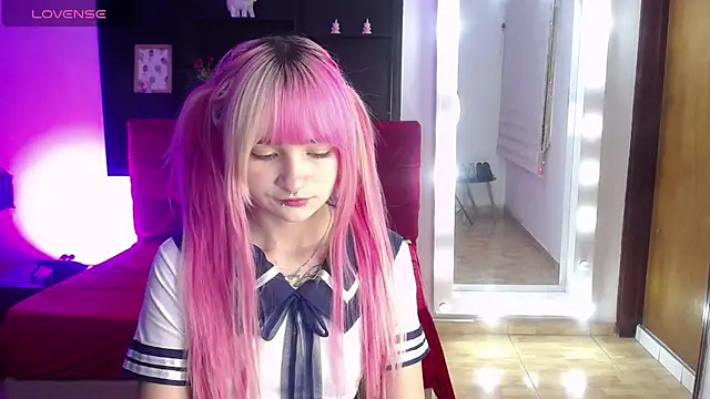  Charlotte Collins  online show from June 4, 3:38 pm