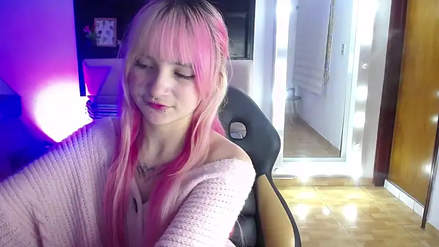  Charlotte Collins  online show from June 19, 3:37 pm