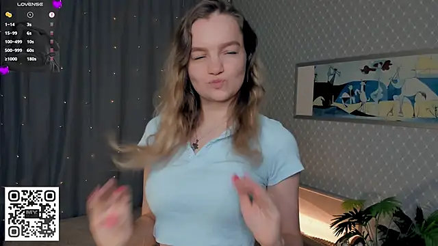 KerenFurguson online show from December 3, 7:27 pm