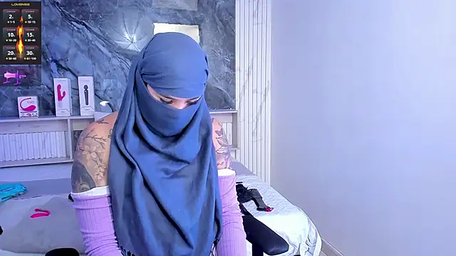 Nayla-Mouna online show from July 15, 12:21 pm