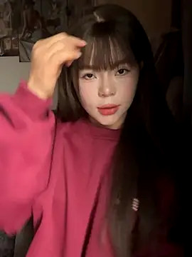 SarahBeii online show from December 5, 4:01 am