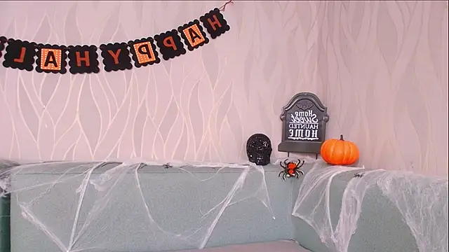 mia scot online show from October 23, 12:00 pm