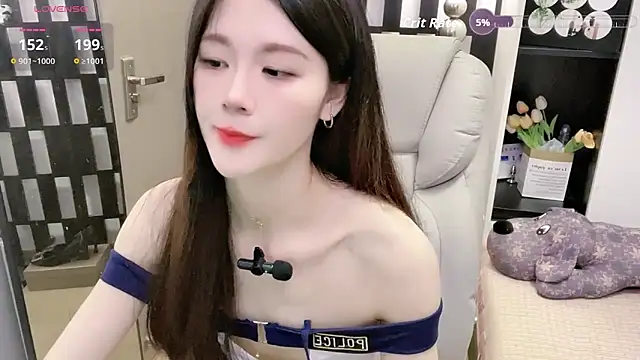 Yueyue-MM online show from April 8, 4:47 am