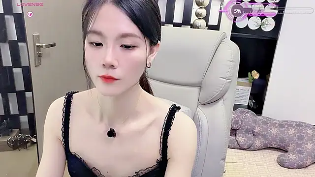 Yueyue-MM online show from July 1, 10:26 am