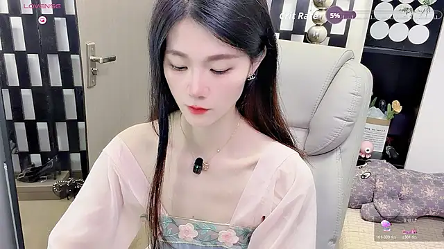 Yueyue-MM online show from July 24, 2:09 am