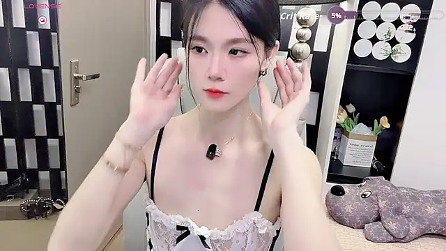Yueyue-MM online show from July 19, 12:29 pm