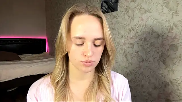 ElisabetLorney online show from November 21, 8:27 am